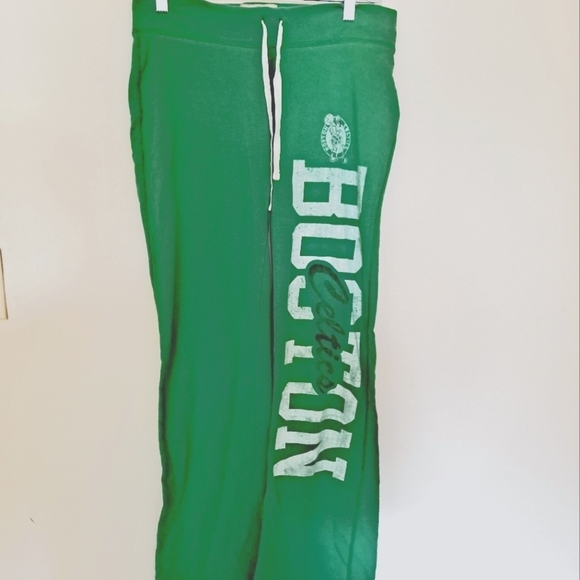 Boston Celtics  YOGA PANTS - Picture 2 of 4